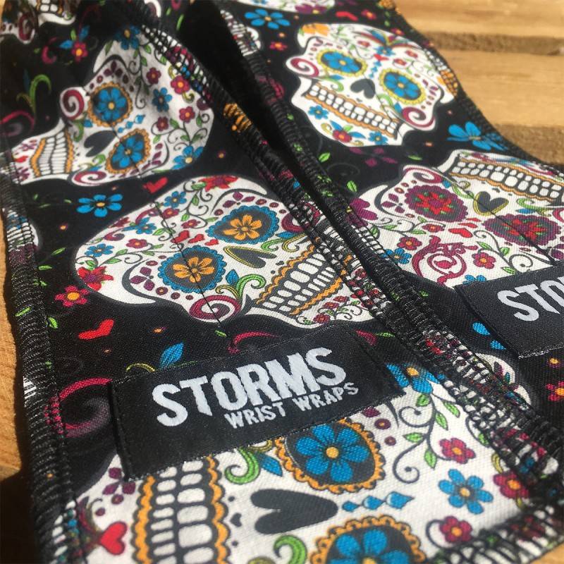 Zpevňovač zápěstí STORMS Wrist Wraps - černé s lebkami
