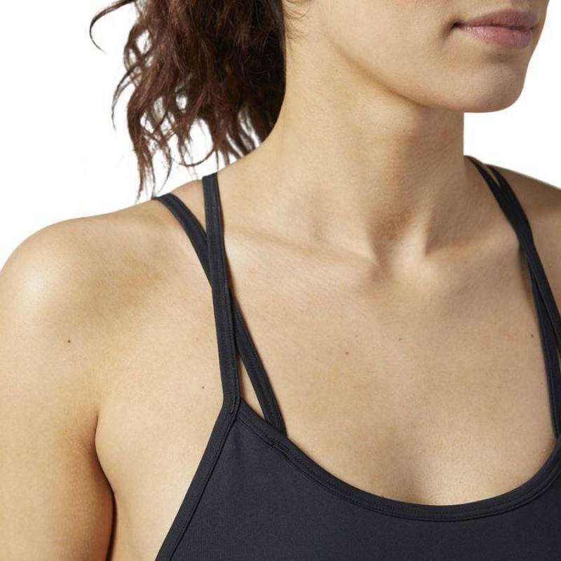 Podprsenka HERO STRAPPY BRA BQ8163