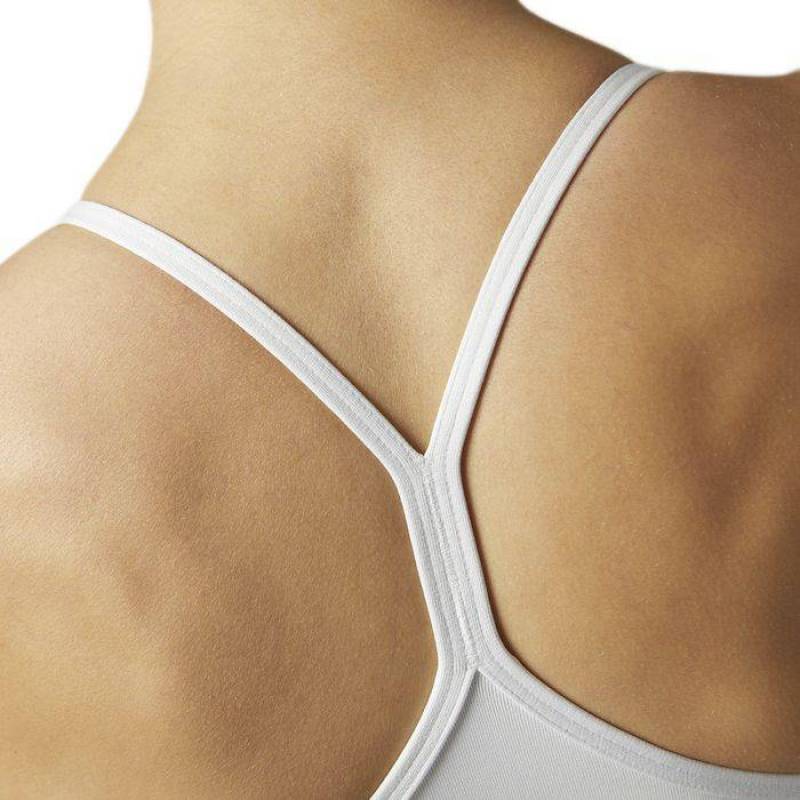 Podprsenka CrossFit STRAPPY BRA BQ5155