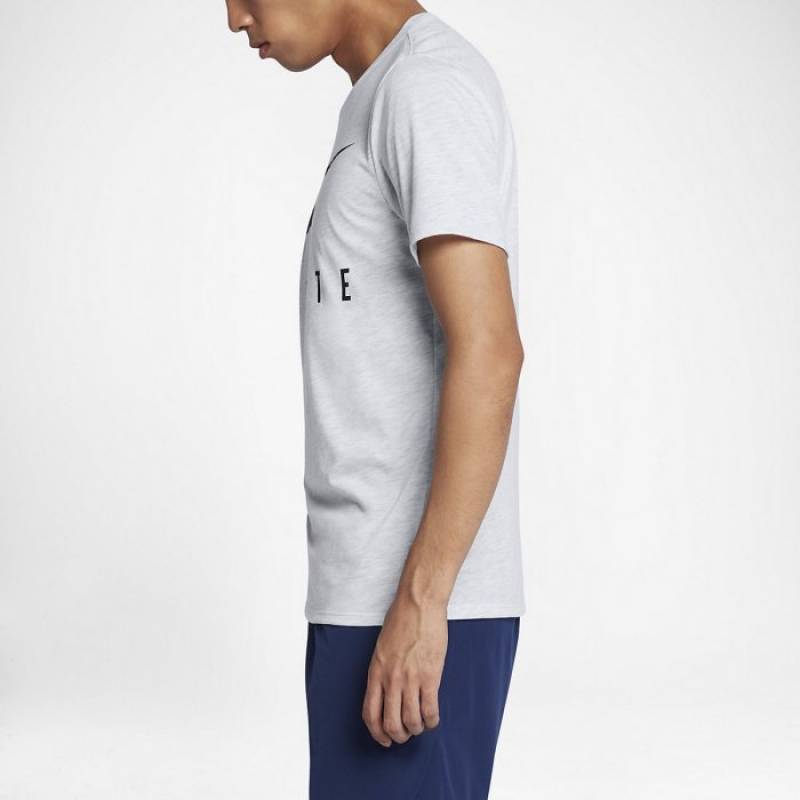 Herren T-Shirt Nike Swoosh Athlete - weiss