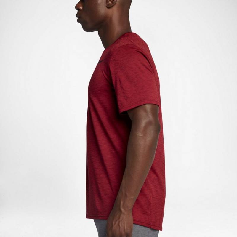 Man T-Shirt NK BRT TOP SS HPR DRY - red