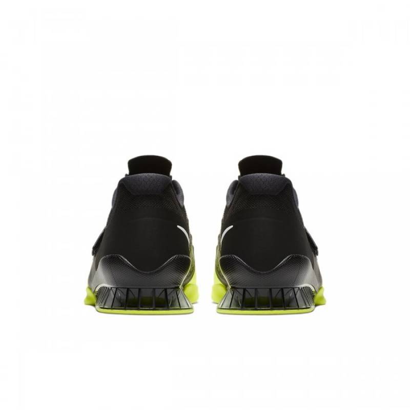 Man Shoes Nike Romaleos 3 - black yellow