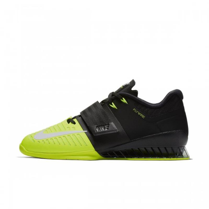 Man Shoes Nike Romaleos 3 - black yellow