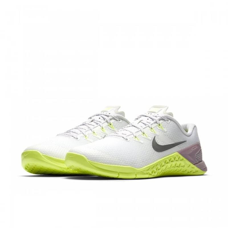 Woman Shoes Metcon 4 - white green