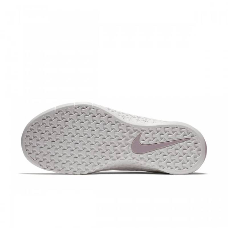 Woman Shoes Metcon 4 - purple