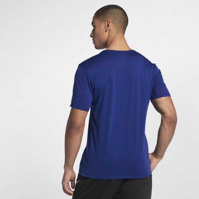 Man T-Shirt Nike Swoosh Training T-Shirt blue
