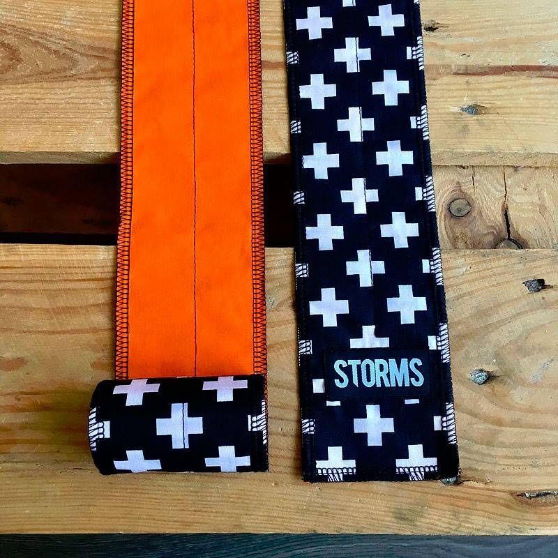 Zpevňovač zápěstí STORMS Wrist Wraps - Cross