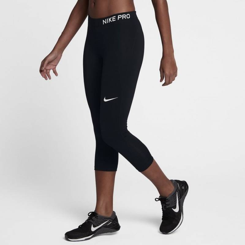 Woman training capri Tight black