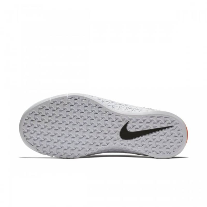 Woman Shoes Metcon 4 - white grey