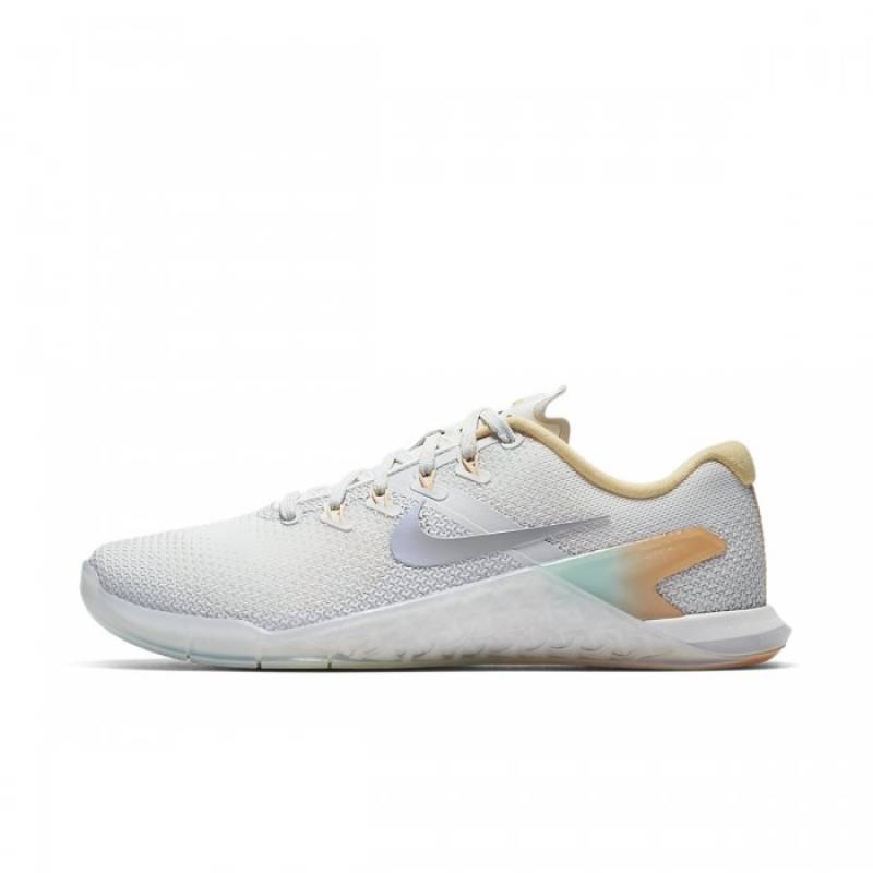 nike metcon 4 rise