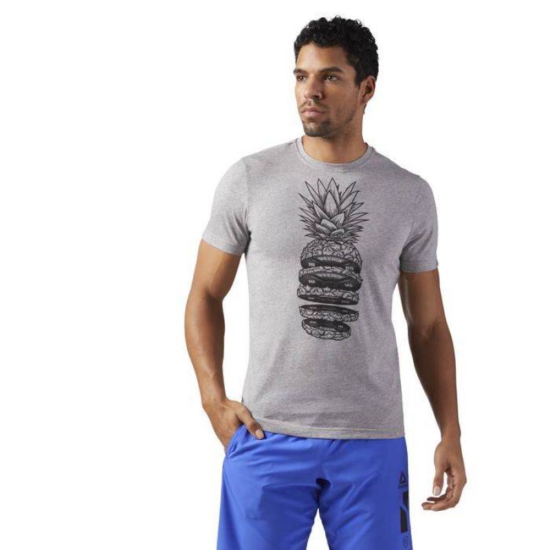 Man T-Shirt Pineapple Weights