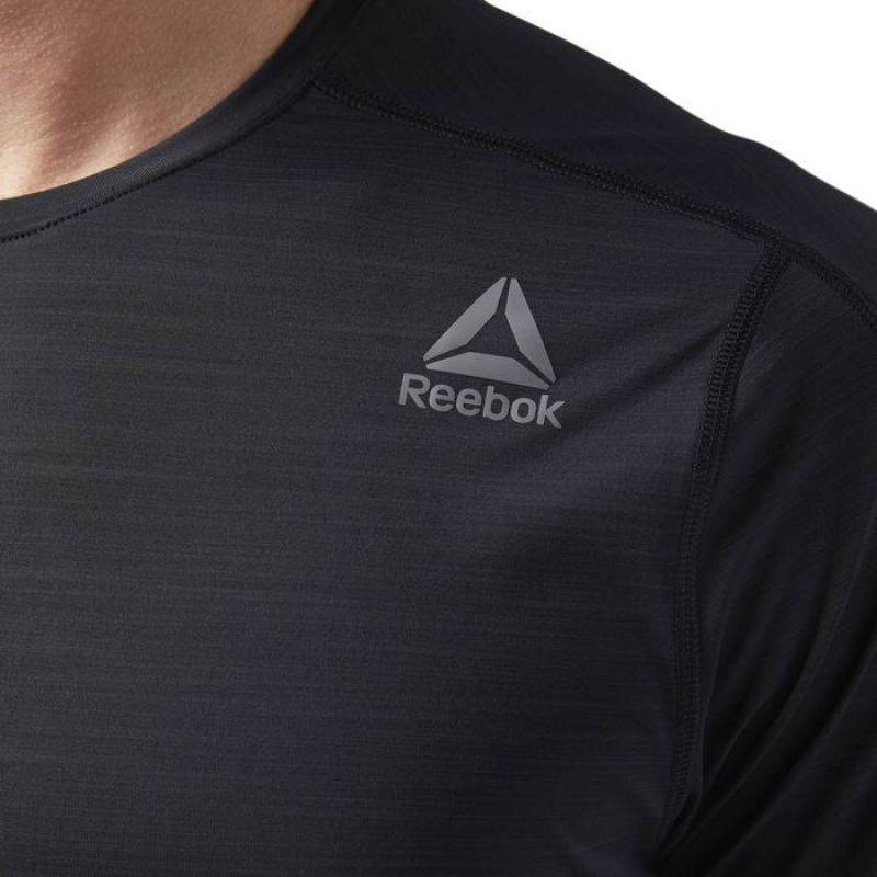 Man T-Shirt Active Chill Move Tee - CF7877