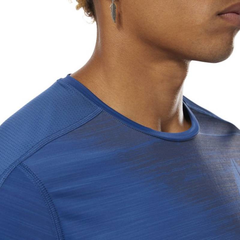 Man T-Shirt AC Graphic Move Tee 2 - DN6086