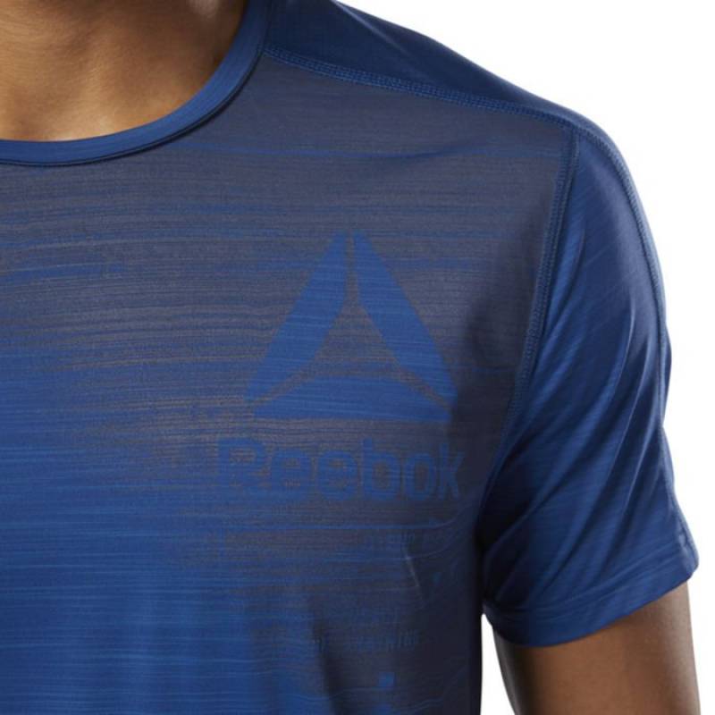 Man T-Shirt AC Graphic Move Tee 2 - DN6086