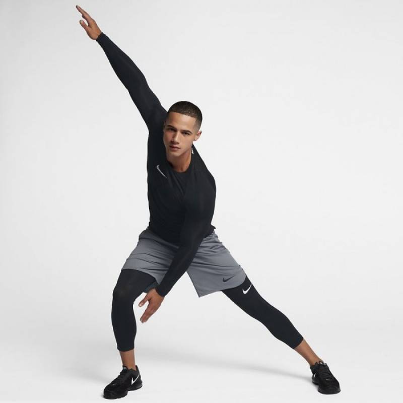 Man compression t-shirt with long sleeve Nike black 838077-010