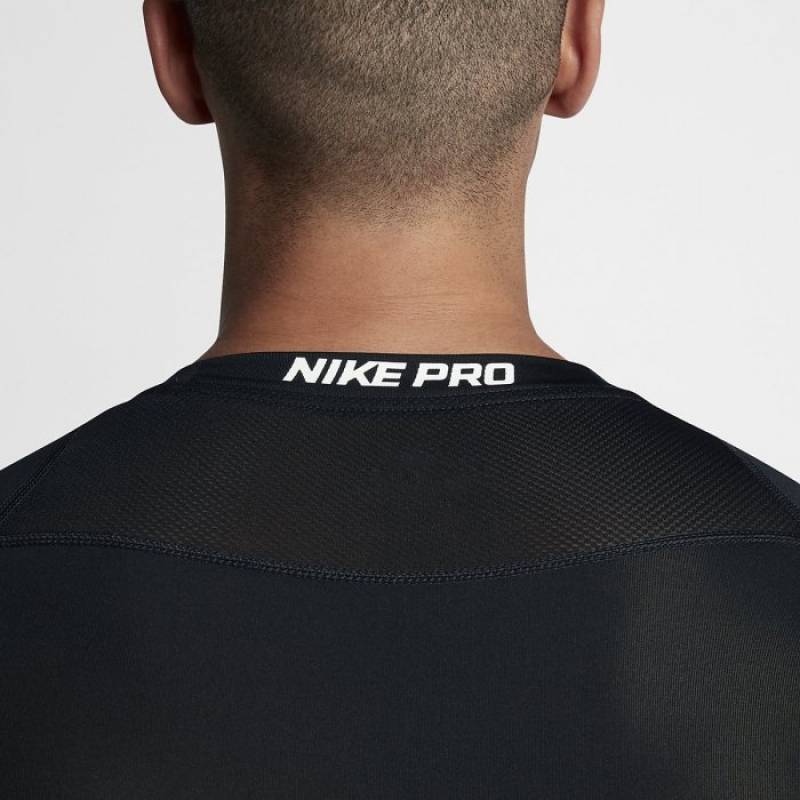 Man compression t-shirt with long sleeve Nike black 838077-010