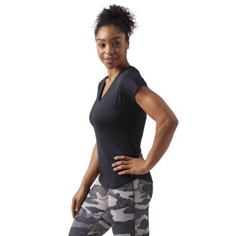 Woman T-Shirt ACTIVChill Tee black CF5944