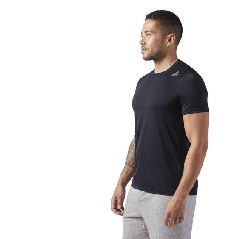 Man T-Shirt Workout Active Chill TECH TOP - black