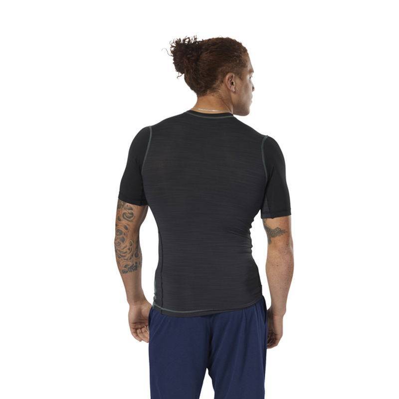 Man T-Shirt AC Graphic Comp Tee - D93805