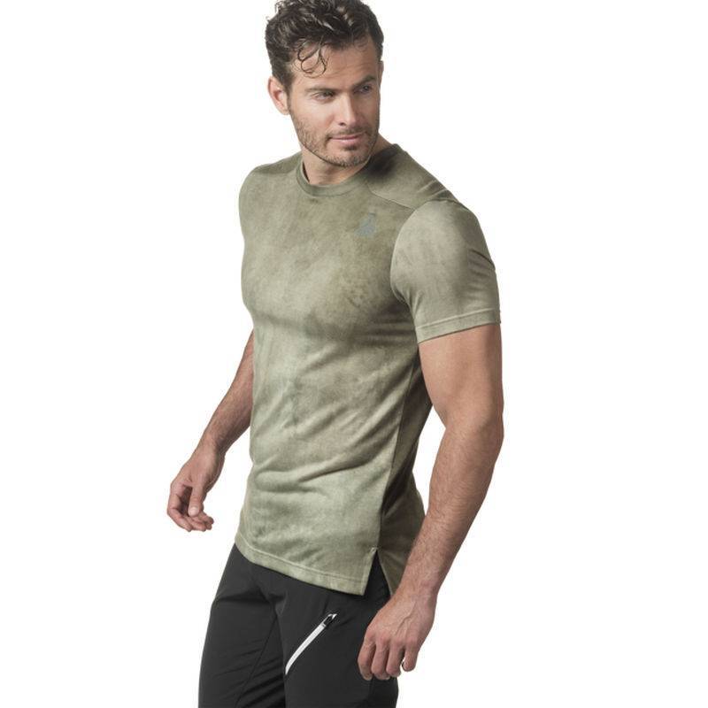 Man T-Shirt Combat Spray Dye Tee - D95979