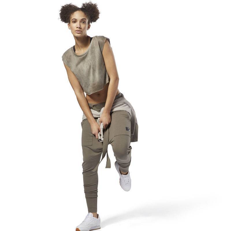 Woman T-Shirt Combat SprayDye Crop Tee - D95997