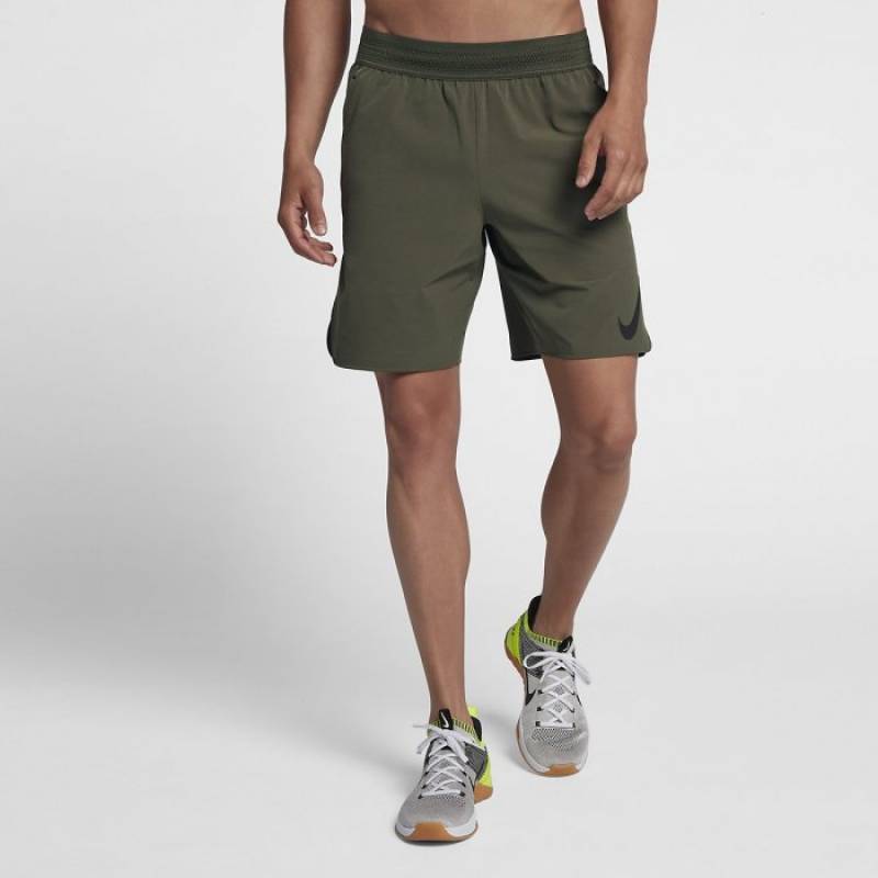 Man Shorts Nike SHORT REPEL 3.0 - olive 