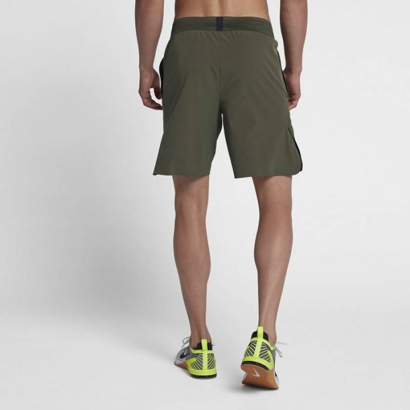 Pánské šortky Nike SHORT REPEL 3.0 - olivová