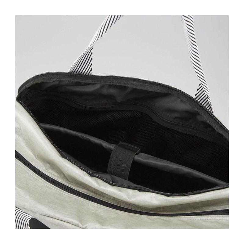 Les Mills Womens Duffle AZ0090