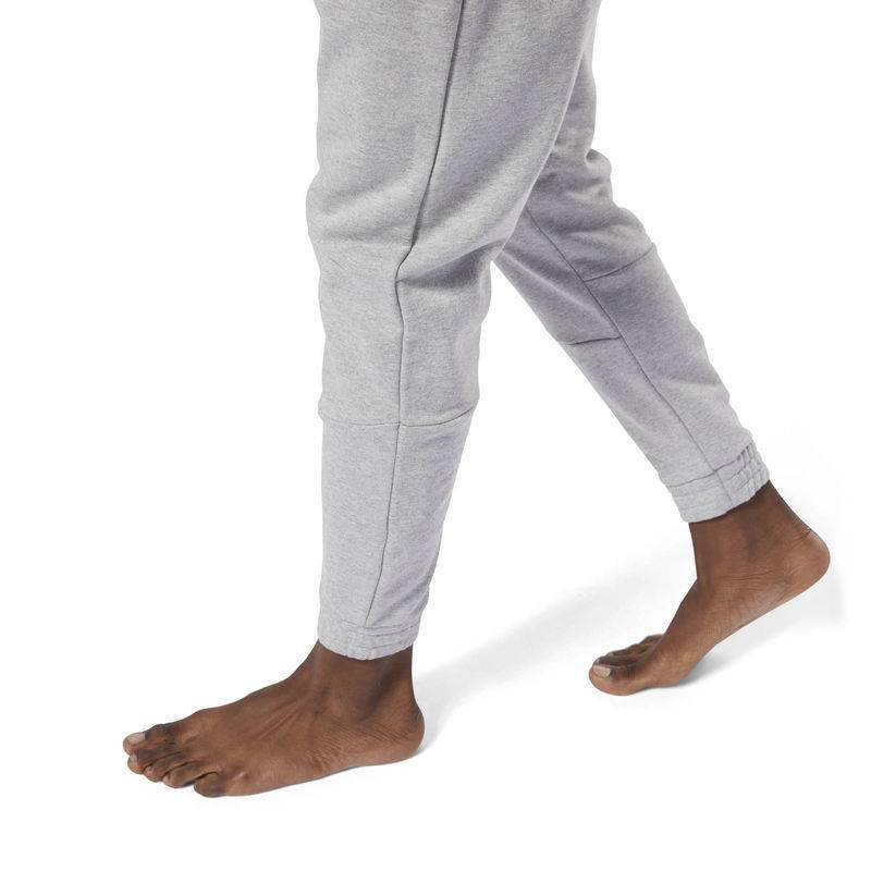 Man Tight Combat Legacy Jogger - CY9957