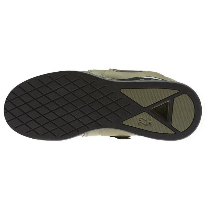 Woman Shoes LEGACY LIFTER CN1007