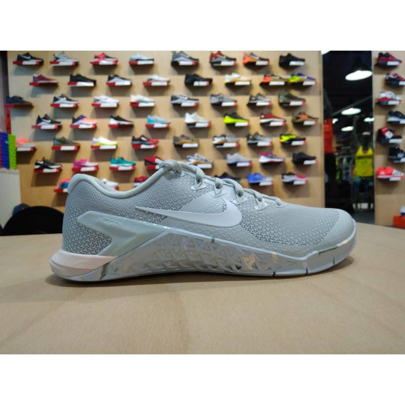 Woman Shoes Metcon 4 - ice silver