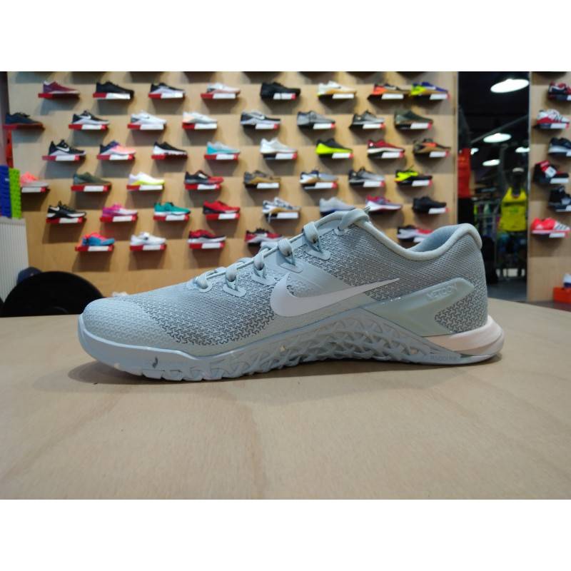 Woman Shoes Metcon 4 - ice silver