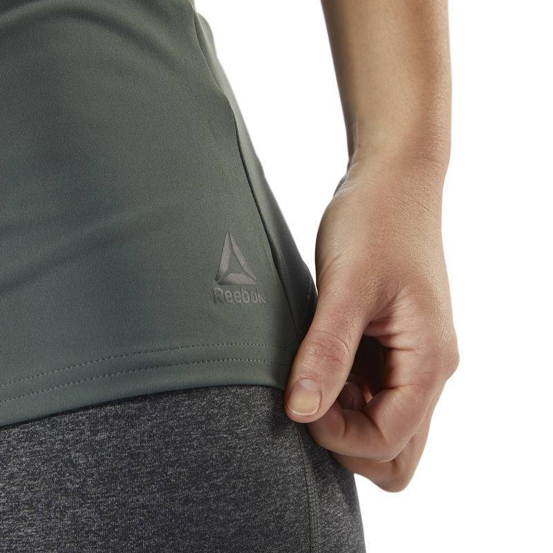 Woman top Les Mills LONG BRA - PAD - DJ2215