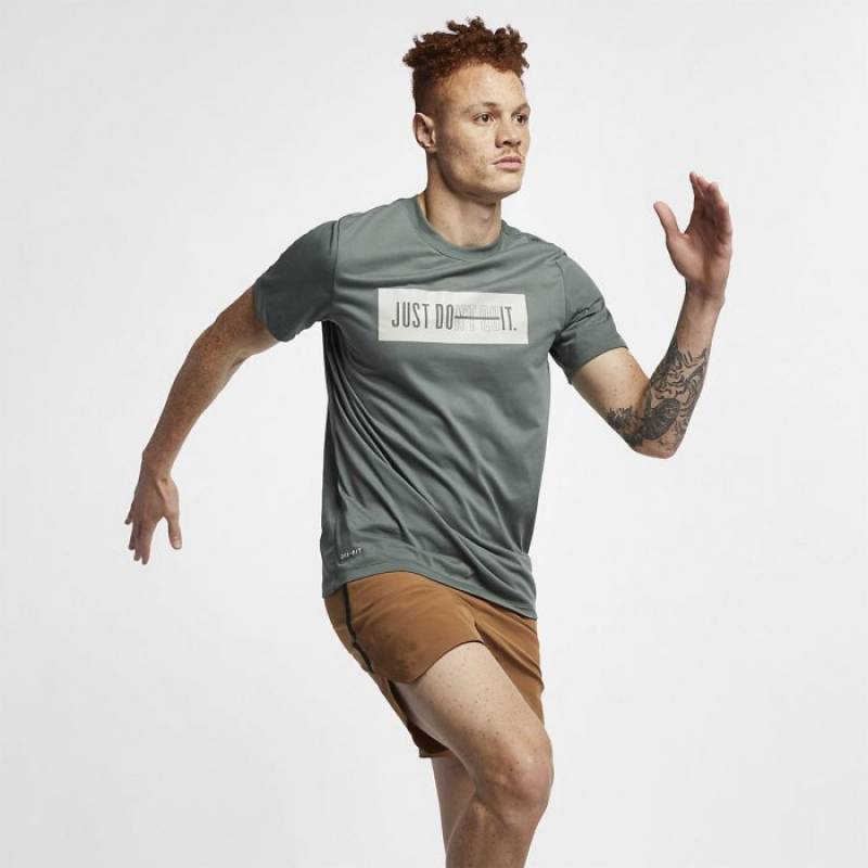 Pánské tričko Nike Just Dont Quit - šedé