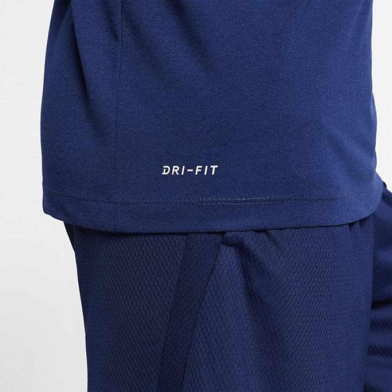 Man T-Shirt Nike Athlete - navy