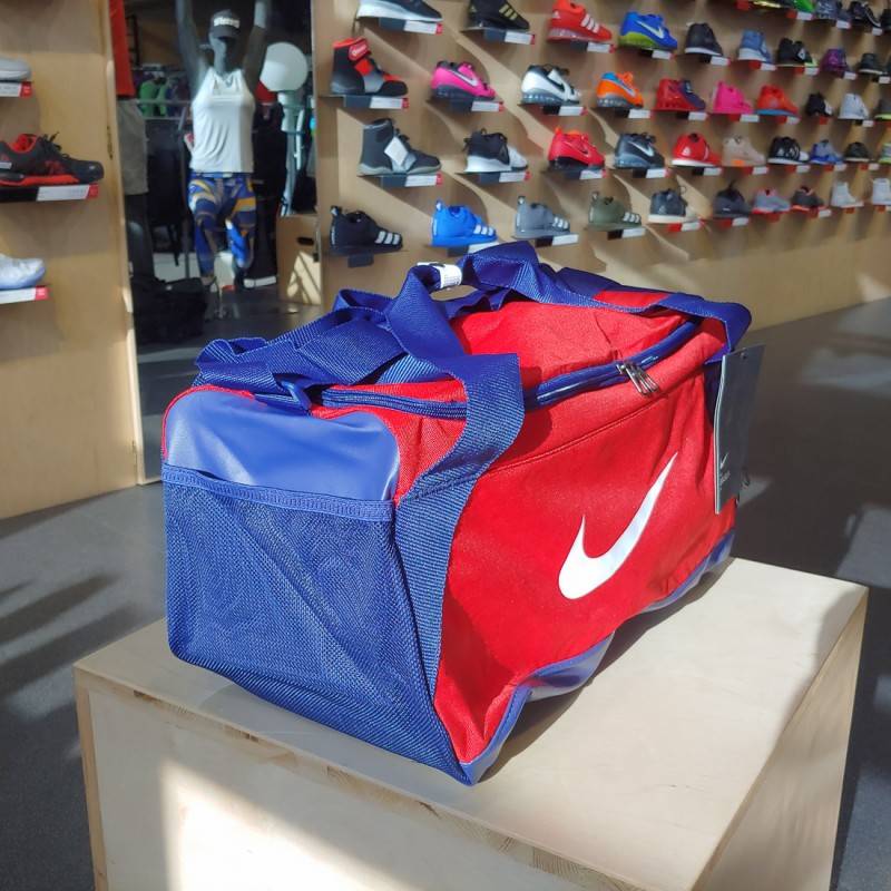 Tréninková sportovní taška (velikost M) Nike Brasilia - void