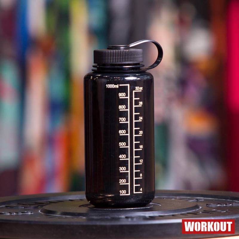 Láhev na pití WORKOUT 1000 ml - černý Tritan