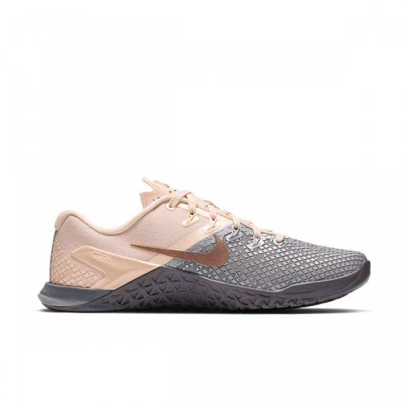 Dámská bota Nike Metcon 4 XD - metallic