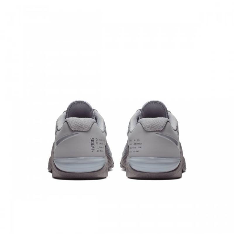 Pánské boty Nike Metcon 5 - šedivé