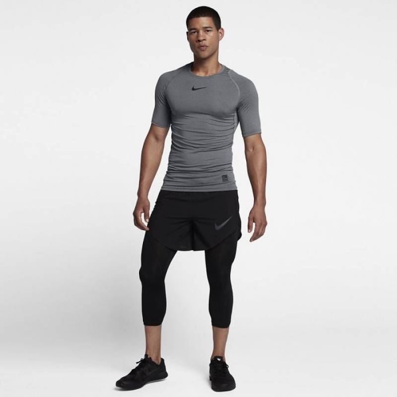 Man training top Nike - short sleeve - Nike Pro - grey