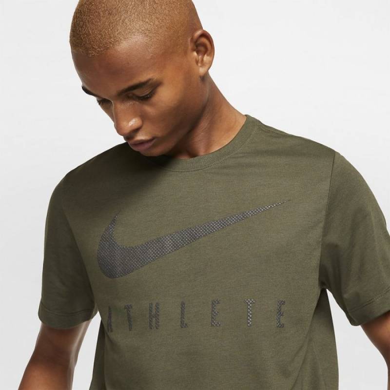 Man T-Shirt Athlete Dri-FIT Swoosh - dark green