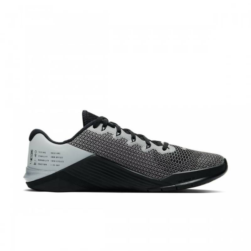 Man Shoes Nike Metcon 5 X - grey