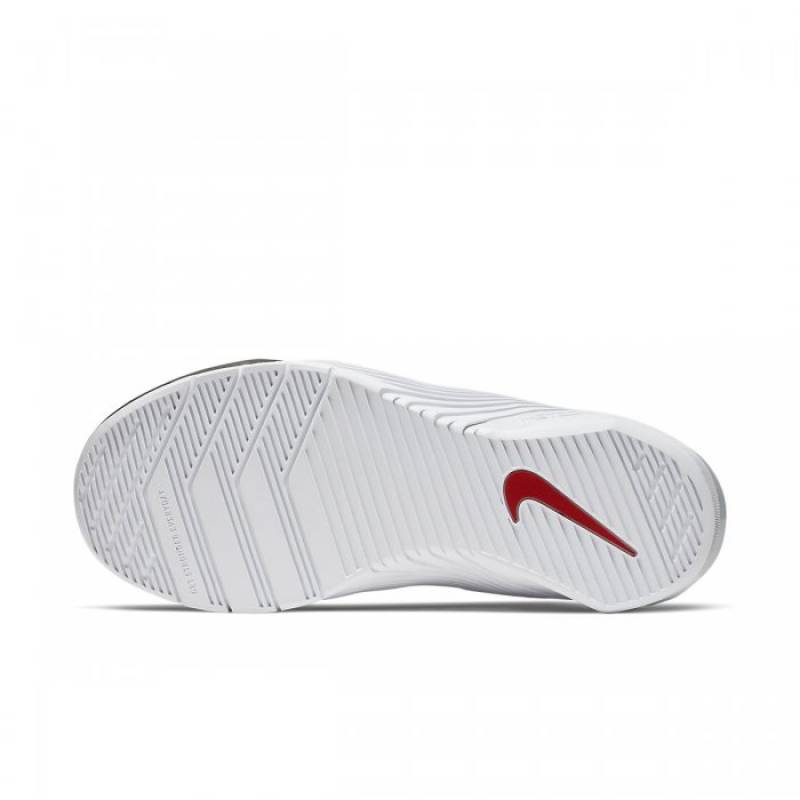 Woman Shoes Nike Metcon 5 - black/white/gold