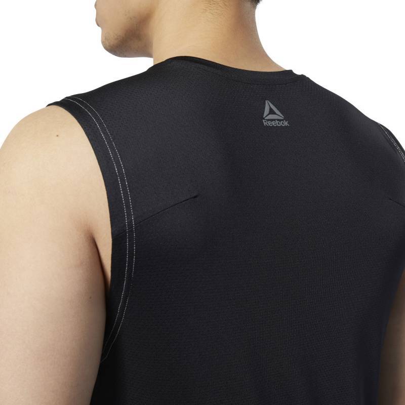 Man T-Shirt Les Mills SmartVent Tank - ED0571