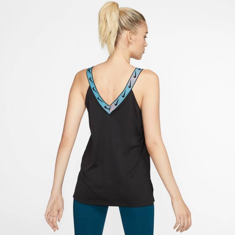 Woman top Nike Dri-FIT