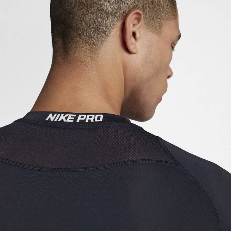 Man T-Shirt Nike s krátkým sleeveem - Nike Pro black