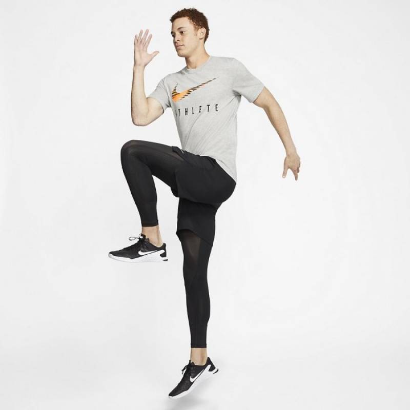 Man training T-Shirt Nike ATHLETE graphic DK gray