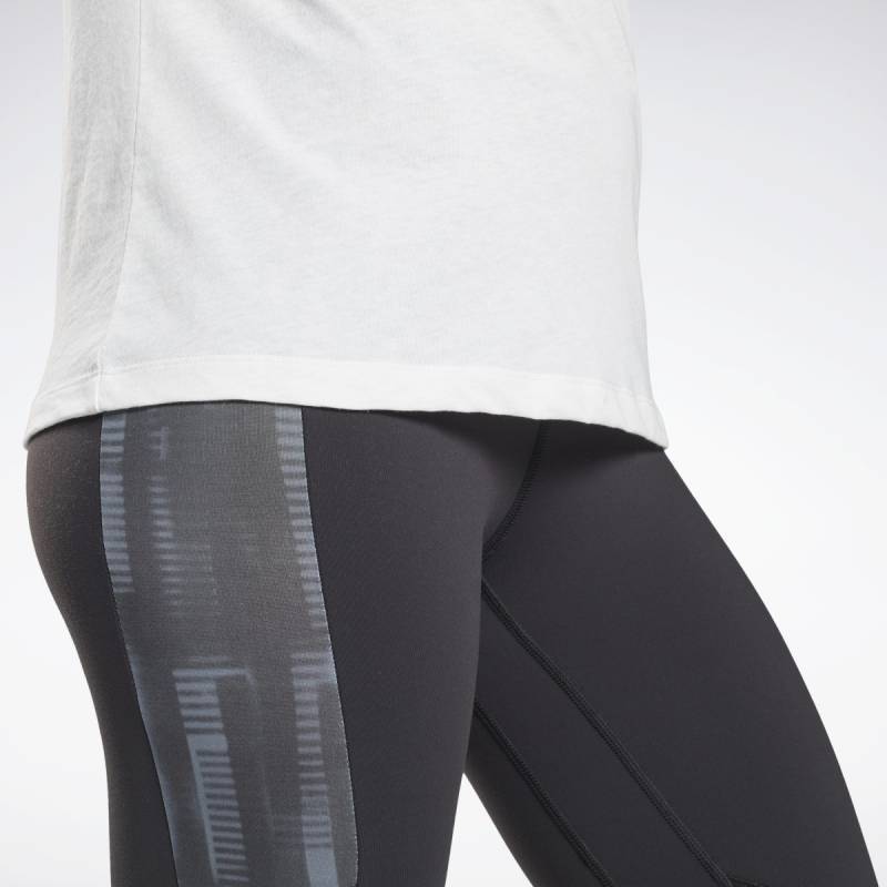 Woman top Les Mills Graphic Tank - FM7165