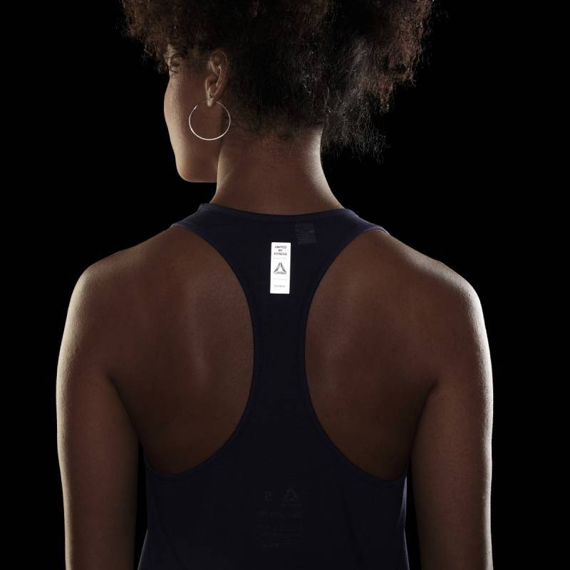 Woman top Les Mills Graphic Tee - FN2433