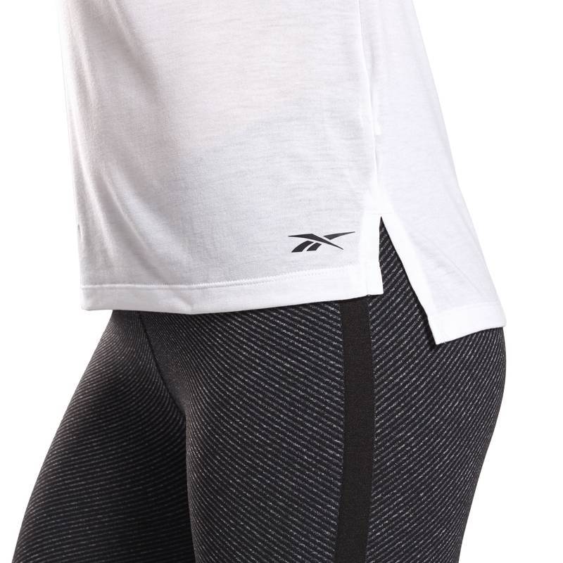 Woman top Les Mills Graphic Tee - FM7161